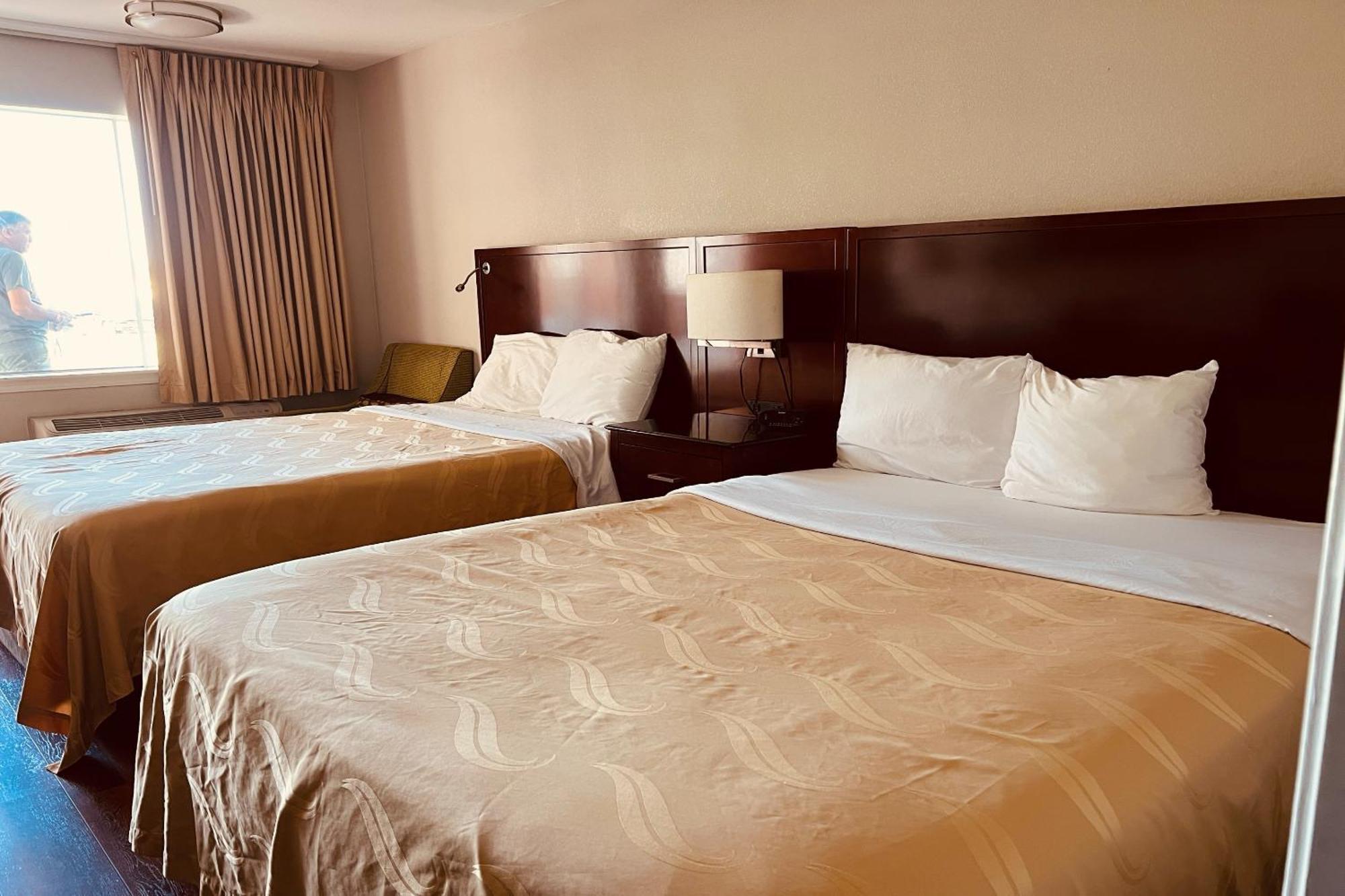 Cambridge Inn Оклахома-Сити Экстерьер фото